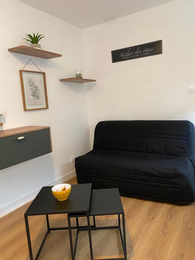 Superbe Appt Avec Cour Et Parking Gratuit A 5Min De La Cite Medievale Carcassonne Bagian luar foto