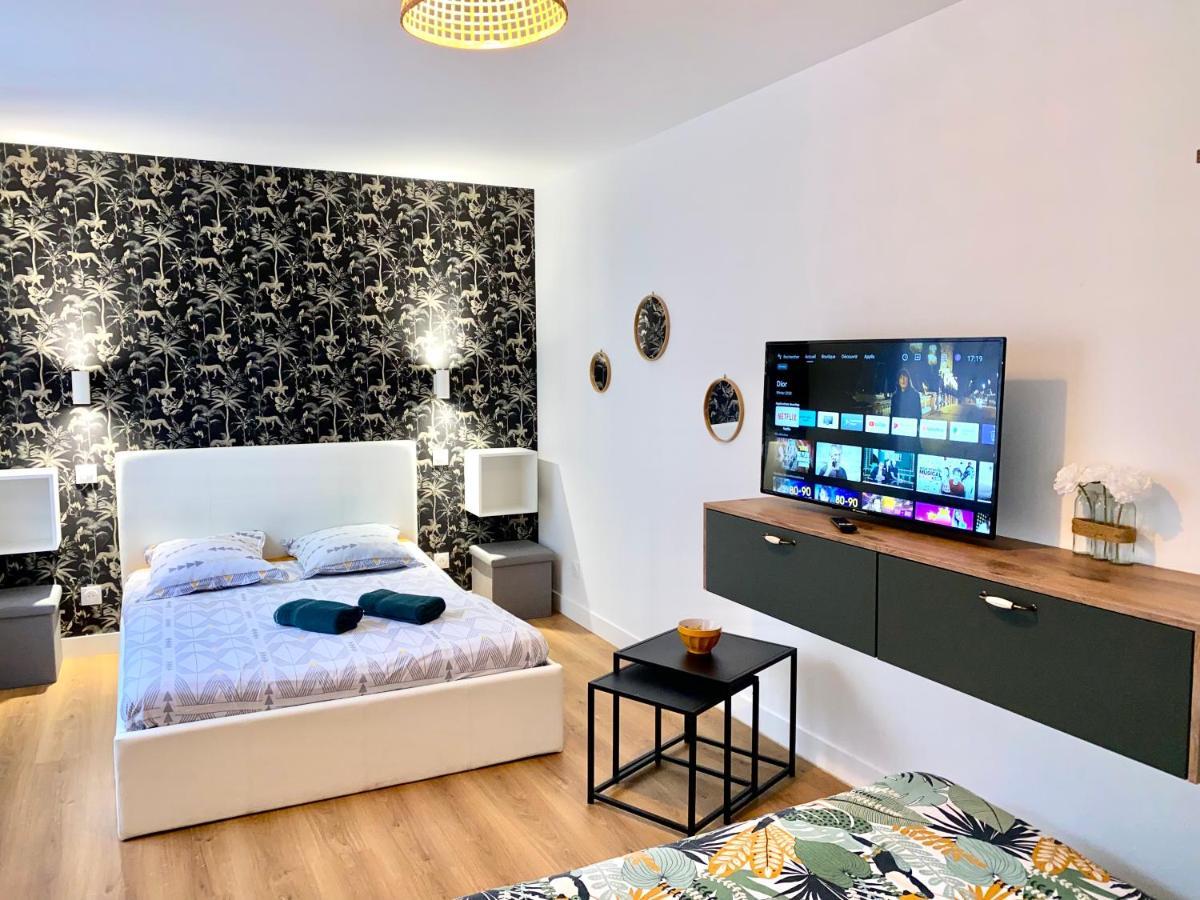 Superbe Appt Avec Cour Et Parking Gratuit A 5Min De La Cite Medievale Carcassonne Bagian luar foto